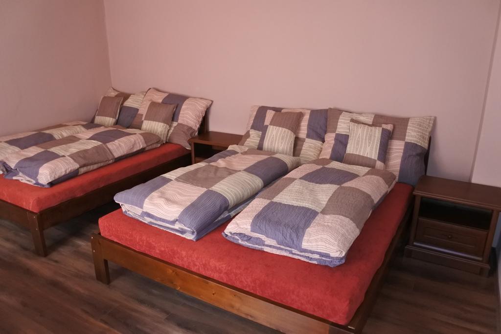 Kisasszony Apartman Eger Exterior foto